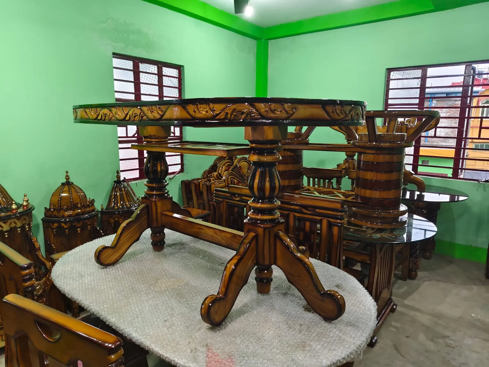 Classic Dining Table